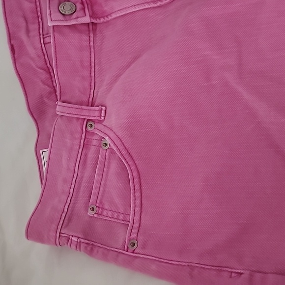 GAP  Pink Low Stride Jean Short - Picture 7 of 10
